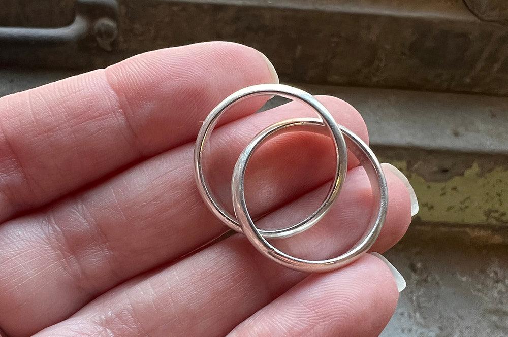 SATURDAY, February 22nd - Sterling Silver Double Band Interlocking Ring - Intermediate Level